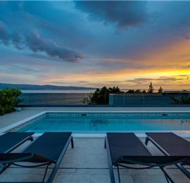 5 bedroom beachfront villa with heated pool near Omis, sleeps 9